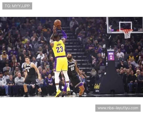 NBA高抛抛投美如画：每一次飞跃都是艺术