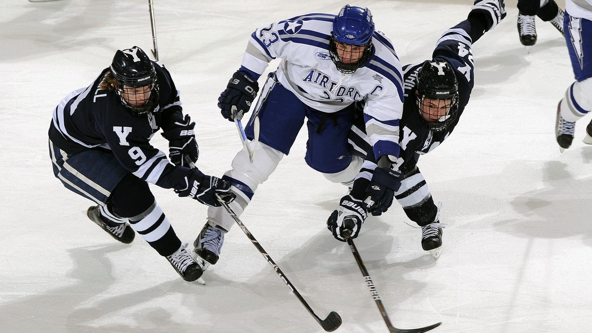 乐鱼体育在线官网-加拿大队赛制解析：如何根据赛制特点提升技术运用与比赛策略，加拿大赛程500